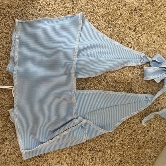 Worn once crop top - Picture 3 of 3